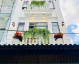 Cần bán nhà gấp ở Đường Cô Giang, Phường 2, Phú Nhuận