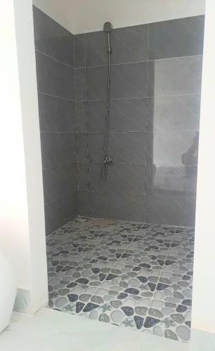 chủ kẹt tiền cần bán gấp dãy trọ 6 phòng ngủ 950 triệu - 4