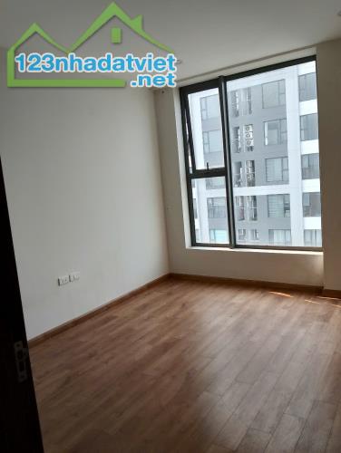 Cho thuê cc Housinco Premium – 288 Nguyễn Xiển - Thanh Trì, 95m 3PN đồ cơ bản 14tr