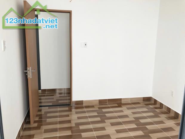 SIÊU PHẨM NHÀ 2 TẦNG – PHAN VĂN HỚN, HÓC MÔN – CHỈ 600 TRIỆU