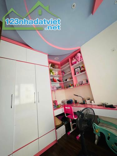 Bán căn chung cư HH2 FLC Đại Mỗ, 66m2, 2 ngủ 2 vs. Full đồ. Sổ vĩnh viễn. 3,85 tỷ
