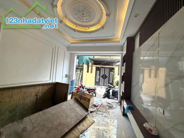 Bán nhà tại diện tích 58m2 x nhà 6 tầng x mặt tiền 4.2m x 19.5TỶ Giải Phóng Hoàng Mai HN - 2