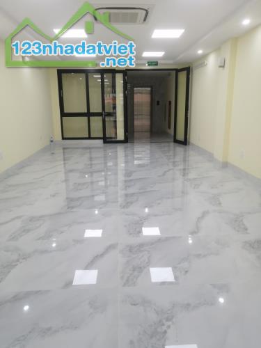 Bán tòa CHDV đường Tố Hữu Ô Tô Tránh, mặt tiền 10,5m.Trung Văn Nam Từ Liêm.0975100988 - 2