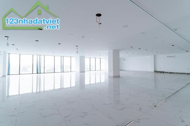 CHO THUÊ VĂN PHÒNG – VỊ TRÍ ĐẮC ĐỊA ( 50-400)m2 QUẬN 12 - 3