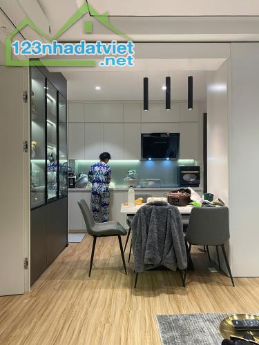 BÁN CĂN HỘ TẦNG 3 PHỐ TÔNG ĐẢN - DIỆN TÍCH 98M2 - GIÁ 12,2 TỶ - 3