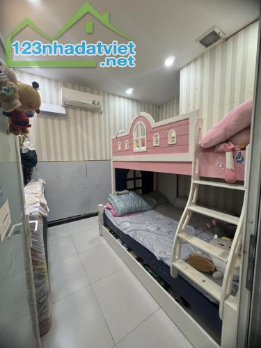 TÂN PHÚ - NHÀ MT ĐƯỜNG NỘI BỘ SÁT GÒ DẦU, DT 75 M2, NGANG 5,5M NỞ HẬU 7M CHỈ 7,2 TỶ.