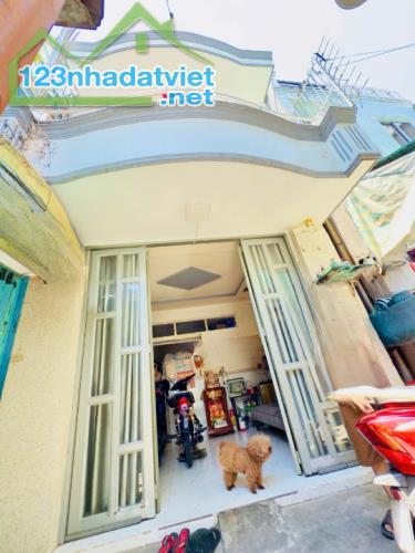 Bán Nhà hẻm 152 Hung Phú, khu VIP P8 Q8