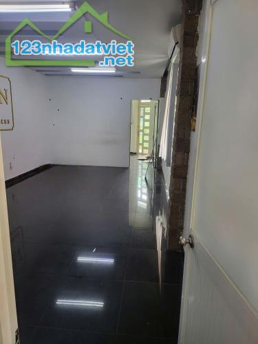 CHÍNH CHỦ CHO THUÊ MẶT BẰNG LẦU 1 TẠI QUẬN TÂN PHÚ - 2
