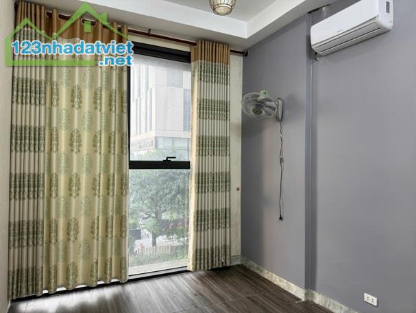 💥Cho thuê Shop House mặt đường Tam Trinh tầng 2 + 1 Tầng lửng, Hoàng Mai, Hà Nội, 12tr/th - 2