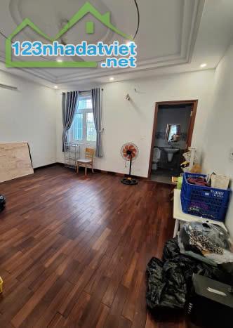 SIÊU HÓT - CHÍNH CHỦ CHO THUÊ SÀN LẦU 1 LÀM VĂN PHÒNG HOẶC Ở PHƯỜNG HIỆP BÌNH CHÁNH - TP - 2