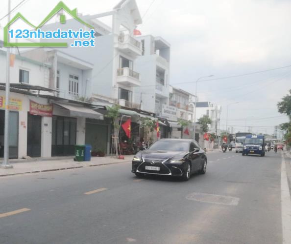 🔥🔥NHÀ SÂN VƯỜN 210M² FULL THỔ CƯ – 💰 GIÁ CHỈ 6,5 TỶ(CÒN TL)