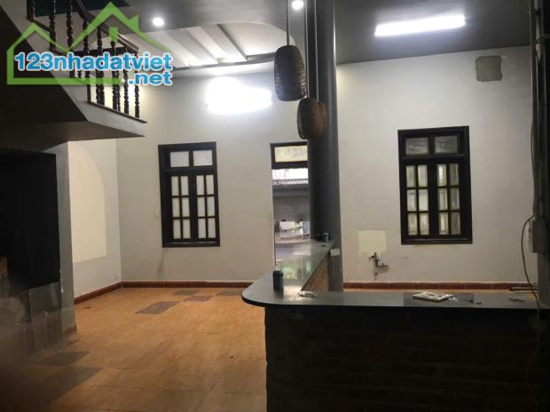 Chính chủ cho thuê nhà nguyên căn mặt tiền Dương Hiến Quyền, TP Nha Trang - 2