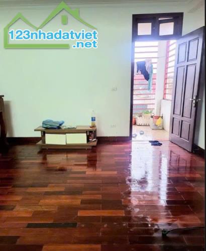 ** Cần bán nhà phan đình giót 41m2, 5 tầng ,MT 4.9m ** giá chỉ nhỉnh 9 tỷ. - 2
