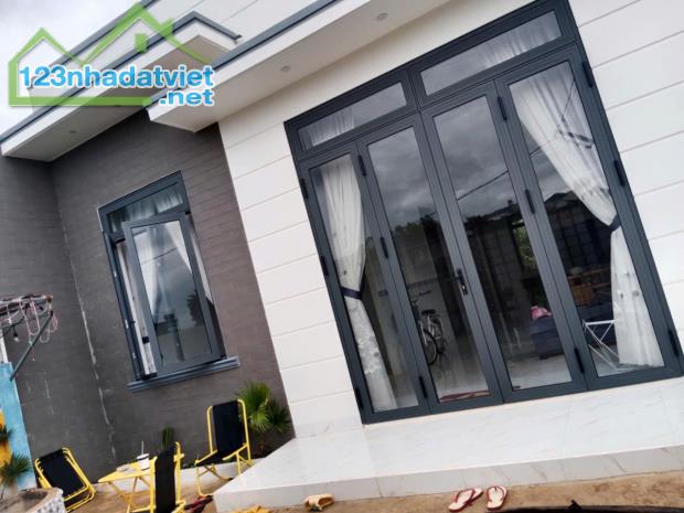 BÁN NHÀ 238 m2 HẺM ĐƯỜNG HOÀNG VĂN THỤ - THỊ TRẤN LIÊN NGHĨA -ĐỨC TRỌNG -LÂM ĐỒNG