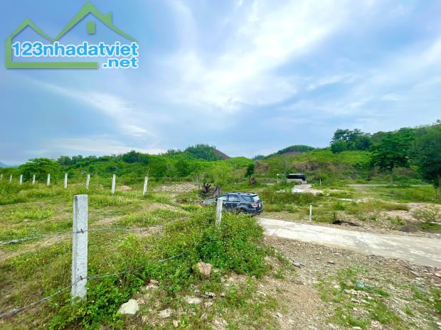 Bán đất 5.600m2 tổ 5 thị trấn Khánh Vĩnh