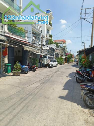 BÁN NHÀ LÊ VĂN QUỚI - NGÃ TƯ BỐN XÃ - BÌNH TÂN - 54M2 - HẺM 9M - CHỈ 3.6 TỈ - 2