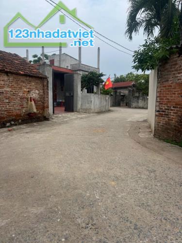 TÔI CHÍNH CHỦ BÁN LÔ ĐẤT 215M THỔ CƯ PHỐ GỐT, ĐÔNG SƠN, CHƯƠNG MỸ GIÁ RẺ