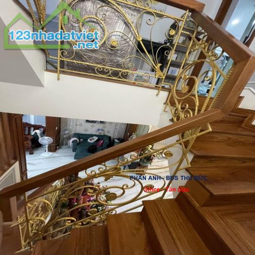 📍 Bán Gấp Nhà Phố Liền Kề Nguyễn Thị Định, Quận 2 _ Hẻm Xe Hơi _ 2 tầng 3 pn _ Chỉ có 8Ty - 4