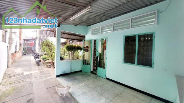 GẤP BÁN GIẢM SỐC 500 TRIỆU,NHÀ VƯỜN ĐẸP HIẾM, NGANG KHỦNG 9M, LÊ VĂN KHƯƠNG, Q12,CHỈ 4.7TỶ - 1