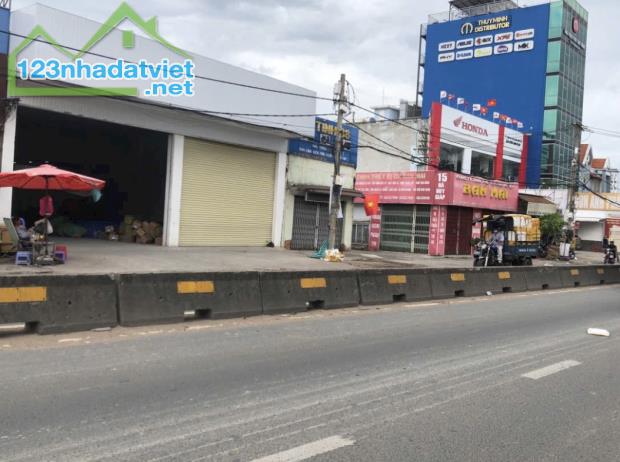 Cho thuê / bán MB kho xưởng sd 1200m2 MT Hà Huy Giáp Quận 12