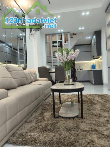Cho thuê nhà nguyên căn 4 tầng full đồ ngõ Văn Hương, Đống Đa 36m x 4T giá 12 triệu - 3