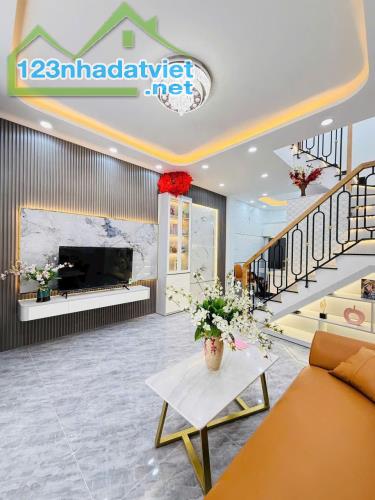 Bán nhà hẻm 3,5m thông đường Quang Trung, P.10, 3,8 x 10 nở hậu 5.3m, 3 tầng giá 5.17 tỷ t - 2