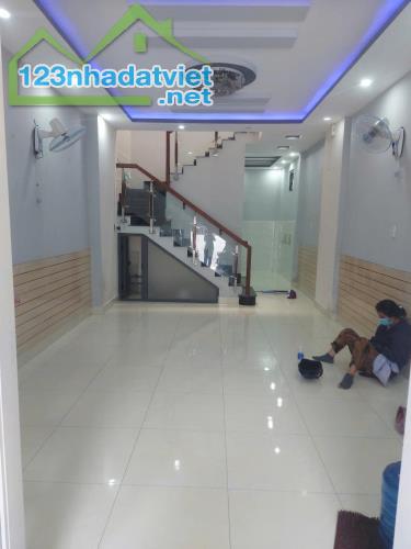 GẤP-NGỘP BANK-HẺM 4M- 1T1L SÂN THƯỢNG- 56M2 - GẦN CHỢ VÀ CÔNG VIÊN CÂY SỘP - HƠN 4 TỶ XÍU