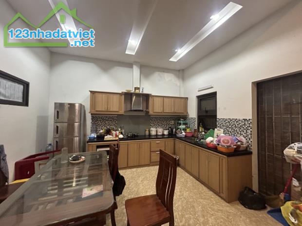 # Nhà Kiệt Nguyễn Công Trứ đi bộ ra Sông Hàn, 86m2, 2 tầng, 5 Phòng cho thuê 15tr - 4