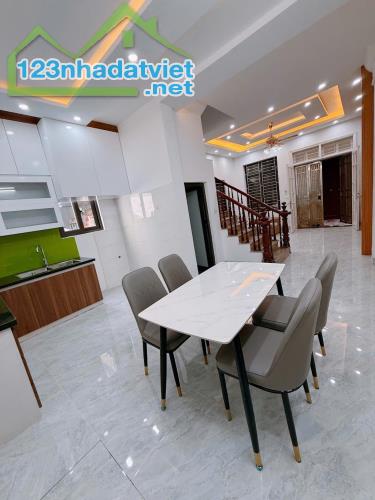 NHÀ ĐẸP MINH KHAI BTL – 42m², MT 5m – Full đầy đủ nội thất – Gần ô tô  Chỉ nhỉnh 6 tỷ – - 3