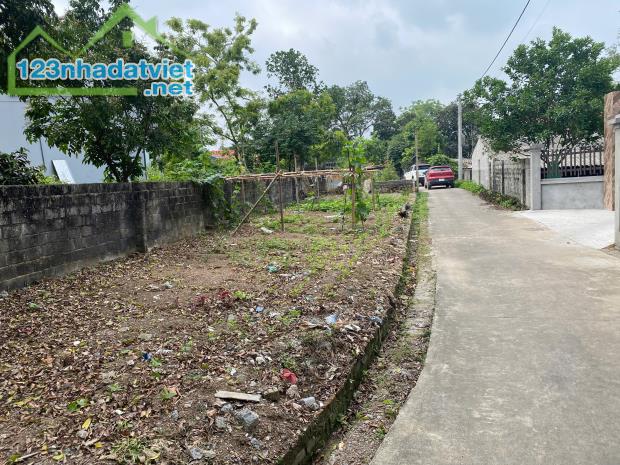 Hơn tỷ có ngay em lô góc 159m Tân Tiến, Chương Mỹ - đường thông ô tô - 2