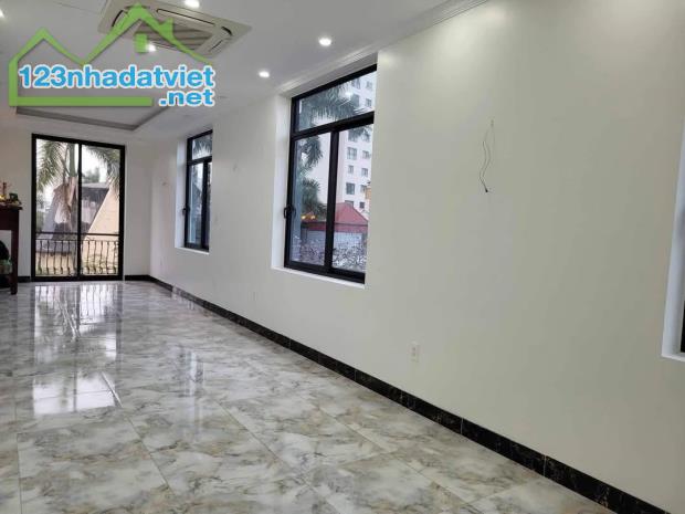 Bán nhà mặt phố Quán Thánh, 56m2, 6 tầng thang máy, nhỉnh 35 tỷ, vỉa hè rộng, kinh doanh - 4