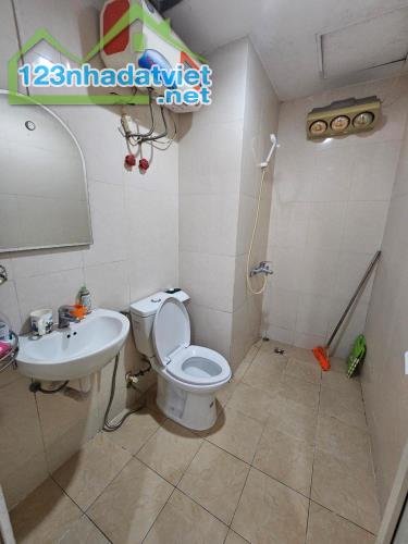 Nhỉnh 4.5 tỷ, 85 m2, chung cư 03 ngủ, sổ đỏ cất két, KĐT RESCO Phạm Văn Đồng, Bắc Từ Liêm, - 1