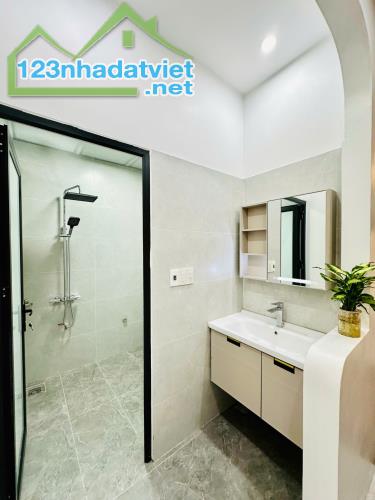 Bán nhà 4 tầng tặng full nội thất đầu đường Trường Chinh, tp Hải Dương - 2