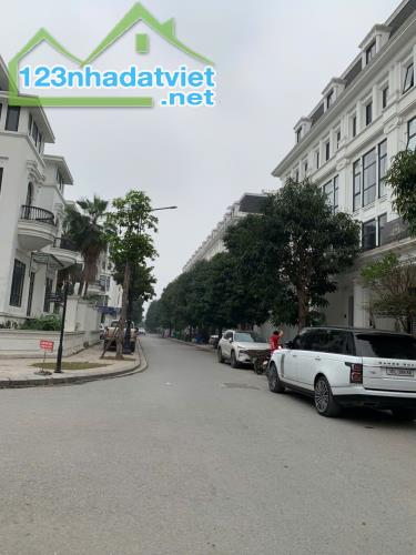 Chính chủ cần bán CĂN SHOPHOUSE - Khu đô thị mới LUIS CITY HOANG MAI