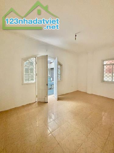 Siêu vip Cho thuê nhà ngõ ô tô Nghĩa Đô chỉ 15 Triệu KD Spa, Cà Phê, VP công ty , KD