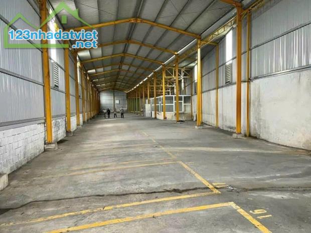 Bán kho 3 mặt tiền Nguyễn Văn Linh, Q.Bình Thuỷ, Cần Thơ - 25 tỷ