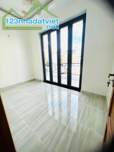 GIẢM MẠNH - TỈNH LỘ 10 SÁT Q.6 KẾ TÊN LỬA - 4 TẦNG 4PN MỚI - 48M2 CHỈ NHỈNH 4 TỶ - 2