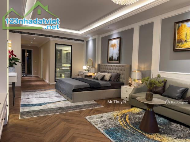 BÁN NHÀ MẶT PHỐ ĐÀM QUANG TRUNG – 8 TẦNG THANG MÁY – GARA – 90m² - MT 4,3m - Giá 28,6 tỷ - 2