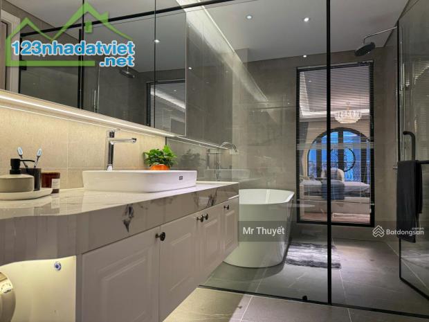 BÁN NHÀ MẶT PHỐ ĐÀM QUANG TRUNG – 8 TẦNG THANG MÁY – GARA – 90m² - MT 4,3m - Giá 28,6 tỷ