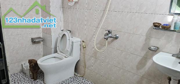 Bán nhà phố Trường Chinh, vỉa hè ô tô tránh kinh doanh 86m2, mặt tiền 5,5m, 35 tỷ rưỡi! - 1