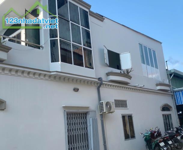 Bán nhà MT Ấp Chiến Lược, gần Tân Kỳ Tân Quý, Bình Tân, 80m2 - 4x20 - 2 tầng, chỉ hơn 4 tỷ