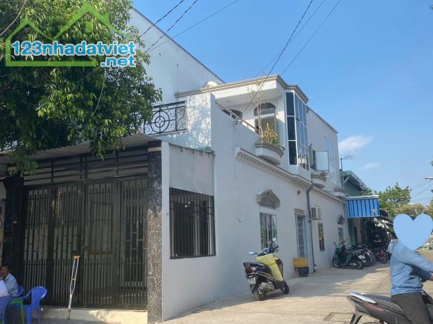 Bán nhà MT Ấp Chiến Lược, gần Tân Kỳ Tân Quý, Bình Tân, 80m2 - 4x20 - 2 tầng, chỉ hơn 4 tỷ - 4