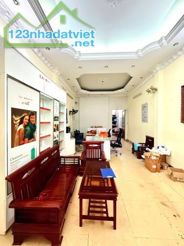 KĐT Đại Kim, Phân lô 2 thoáng, vỉa hè, ô tô dừng đỗ. DT 54m2, 4 tầng, MT 4,3m. Giá 17,5 tỷ - 2