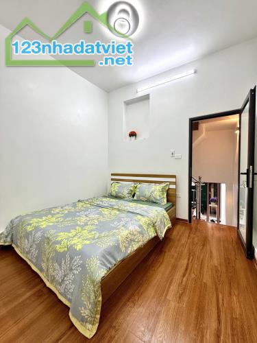 Cần bán nhà đẹp tại Văn Chương TT Đống Đa, khách mua chỉ xách Vali về ở DT38m, 5T hơn 6 tỷ - 2