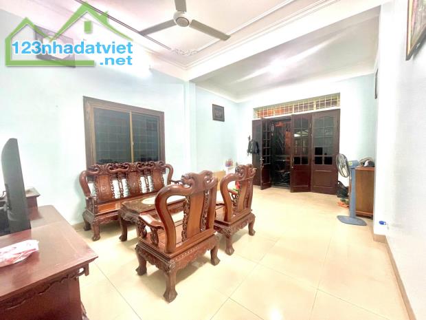 SIÊU HIẾM- Nhà Lô Góc Ôtô tránh Phùng Khoang,Từ Liêm 54m2/4Tầng/MT 4.5m 16.6 Tỷ - 3