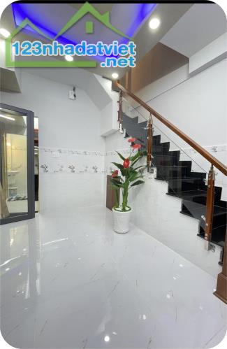 Nhà Đẹp Công Nghệ Thông Minh 5.0 Nguyễn Hồng Đào Tân Bình, 2 Tầng 2PN. Chỉ nhỉnh 3 Tỷ - 5
