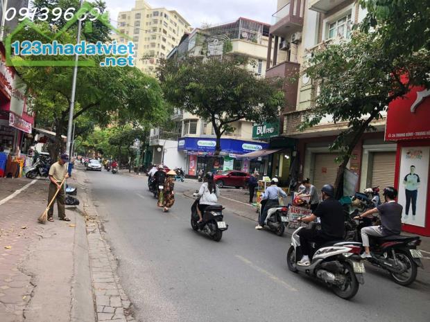 Phân lô Trung Kính 6 tầng, vỉa hè, lô góc 3 ô tô tránh, 3 mặt thoáng, 3 ô tỗ đỗ cửa, giá - 1