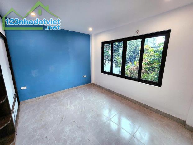 Bán nhà 3 tầng Tứ Liên - Diện tích 32m2 - Nhà đẹp ở ngay - Ko quy hoạch 3,55 tỷ - 2