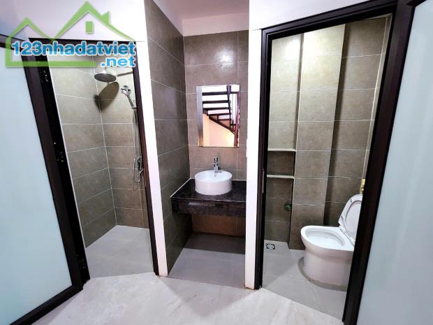 Bán nhà 3 tầng Tứ Liên - Diện tích 32m2 - Nhà đẹp ở ngay - Ko quy hoạch 3,55 tỷ - 5