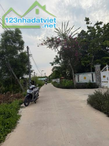 BÁN LÔ ĐẤT MT BÊ TÔNG HOÀ KHÁNH ĐÔNG DT 5X26 GIÁ 890TR, SHR CC NGAY - 1
